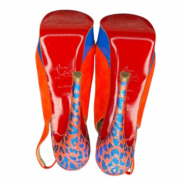 Christian Louboutin Red Suede Peep-Toe Platform Slingback with Blue Platform - Picture 4 of 7